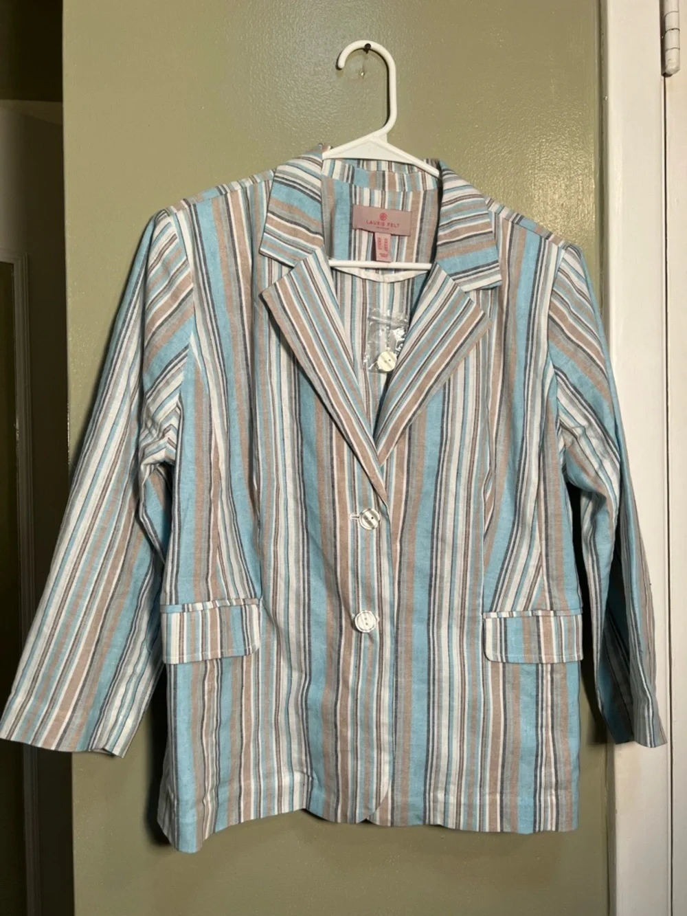 Laurie Felt Women's Size 12 Stripe Crop Blazer Blue Brown White Stripes Stretch